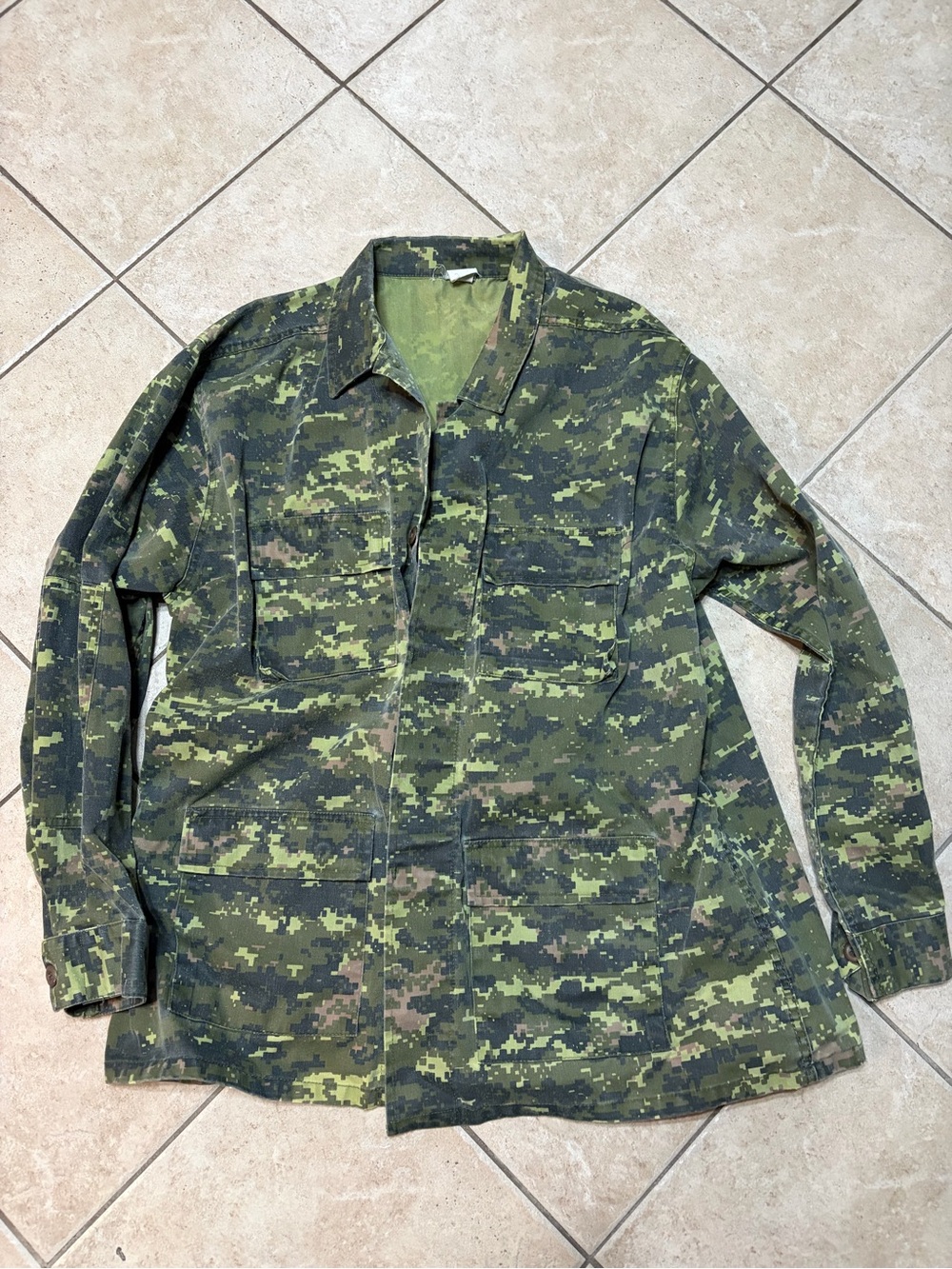 Men's Camouflage Field Jacket - Green Camo